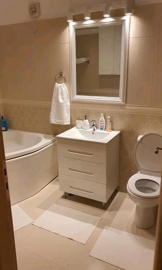 Apartament Ana Appartement Boekarest Buitenkant foto